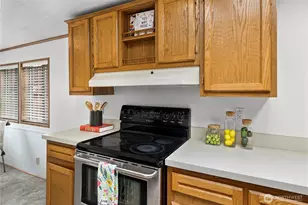 20810 93rd St E, Bonney Lake, WA 98391 - Photo 13