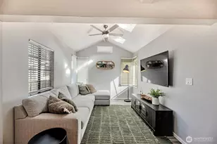 13825 Fender Dr, Lynnwood, WA 98087 - Photo 3