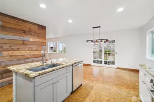 23918 SE 5th St, Sammamish, WA 98074 - Photo 13