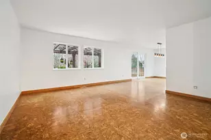 23918 SE 5th St, Sammamish, WA 98074 - Photo 5