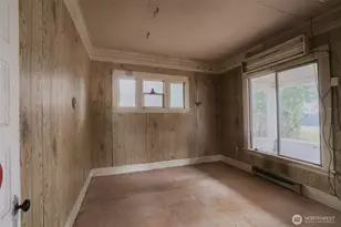 239 6th St, Gold Bar, WA 98251 - Photo 13