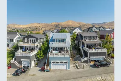 326 Porcupine Lane, Chelan, WA 98816 - Photo 1