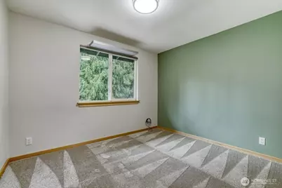 9615 NE 201st Street, Bothell, WA 98011 - Photo 15