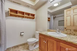 9615 NE 201st St, Bothell, WA 98011 - Photo 11