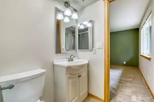 9615 NE 201st St, Bothell, WA 98011 - Photo 13