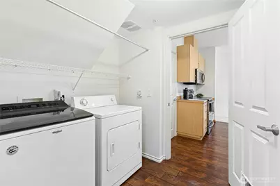 529 241st Lane SE, Sammamish, WA 98074 - Photo 21