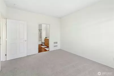 529 241st Lane SE, Sammamish, WA 98074 - Photo 17