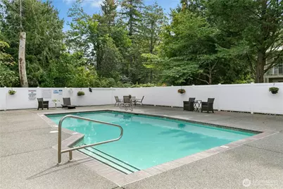 529 241st Lane SE, Sammamish, WA 98074 - Photo 33