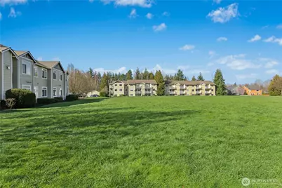 529 241st Lane SE, Sammamish, WA 98074 - Photo 31