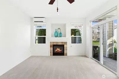 529 241st Lane SE, Sammamish, WA 98074 - Photo 5