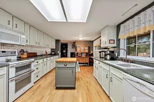 3035 SE Morning Light Ct, Port Orchard, WA 98367 - Photo 9