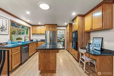 4712 241st Avenue SE, Sammamish, WA 98029 - Photo 11