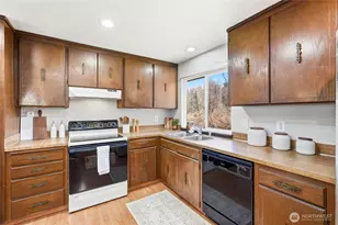 9926 59th Dr NE, Marysville, WA 98270 - Photo 9