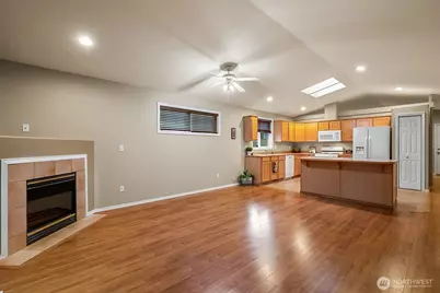 6033 81st Place NE, Marysville, WA 98270 - Photo 13