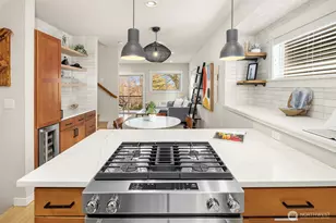 218 24th Ave E, Seattle, WA 98112 - Photo 15