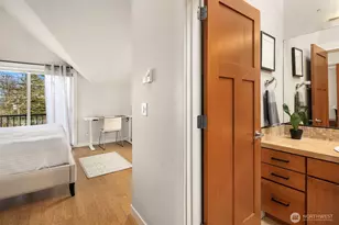 218 24th Ave E, Seattle, WA 98112 - Photo 23