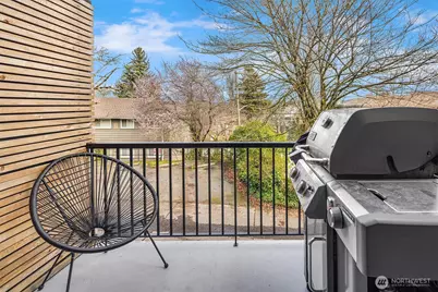 218 24th Avenue E #A, Seattle, WA 98112 - Photo 15