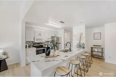 901 Marine View Drive #202, Everett, WA 98201 - Photo 13