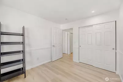 901 Marine View Drive #202, Everett, WA 98201 - Photo 23