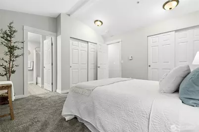 25025 SE Klahanie Boulevard #D302, Sammamish, WA 98029 - Photo 19