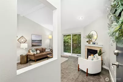 25025 SE Klahanie Boulevard #D302, Sammamish, WA 98029 - Photo 5