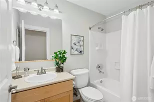 25025 SE Klahanie Blvd, Sammamish, WA 98029 - Photo 23