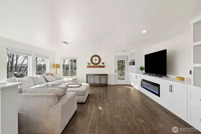 3827 90th Avenue E, Edgewood, WA 98371 - Photo 5