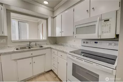 440 St Helens Avenue #209, Tacoma, WA 98402 - Photo 7