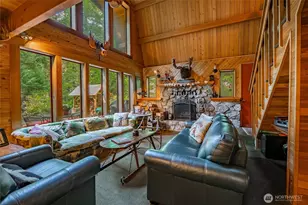 7082 Olympus Way, Glacier, WA 98244 - Photo 5