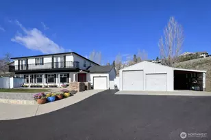 175 Green Ave, Manson, WA 98831 - Photo 1