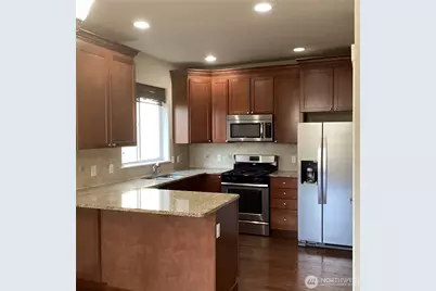 2715 158th Place SW, Lynnwood, WA 98087 - Photo 9