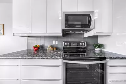 655 Crockett Street #B304, Seattle, WA 98109 - Photo 11