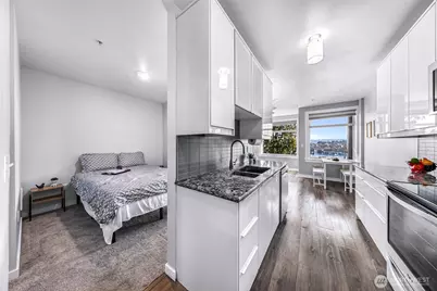 655 Crockett Street #B304, Seattle, WA 98109 - Photo 13