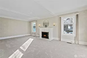 2403 N 44th St, Seattle, WA 98103 - Photo 17