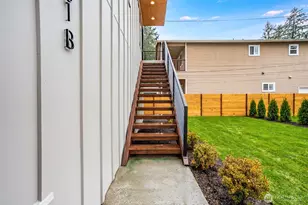12531 25th Ave NE, Seattle, WA 98125 - Photo 5