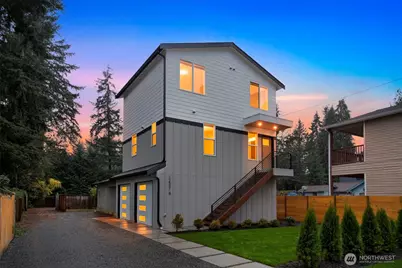 12531 25th Avenue NE #Unit B, Seattle, WA 98125 - Photo 1