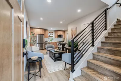 12531 25th Avenue NE #Unit C, Seattle, WA 98125 - Photo 5