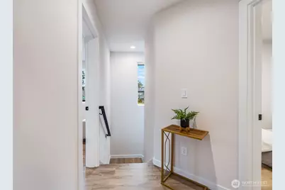 12531 25th Avenue NE #Unit C, Seattle, WA 98125 - Photo 17