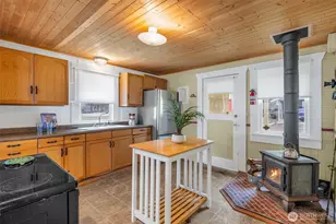 746 Maple Grove Rd, Camano Island, WA 98282 - Photo 9