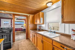 746 Maple Grove Rd, Camano Island, WA 98282 - Photo 13