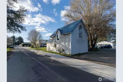 608 Morris Street, La Conner, WA 98257 - Photo 3