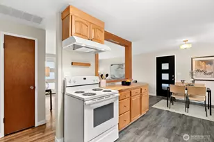 906 Redmond Ave NE, Renton, WA 98056 - Photo 9