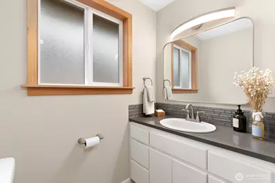 906 Redmond Avenue NE, Renton, WA 98056 - Photo 15