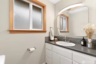 906 Redmond Ave NE, Renton, WA 98056 - Photo 15