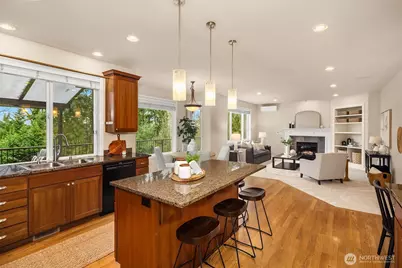 111 210th Place NE, Sammamish, WA 98074 - Photo 9