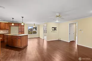 19210 106th Ave Ct E, Graham, WA 98338 - Photo 17