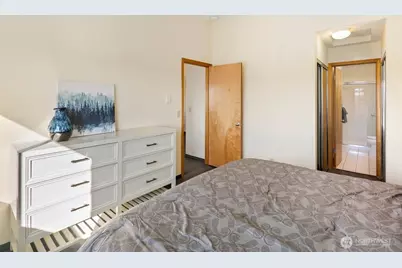 1707 NW 59th Street #302, Seattle, WA 98107 - Photo 15