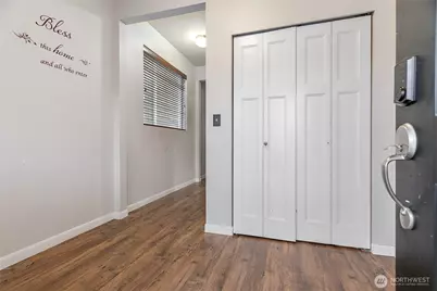 716 Brookstone Street, Mount Vernon, WA 98273 - Photo 3