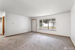 19603 SE 259th St, Covington, WA 98042 - Photo 5