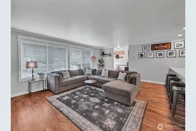 22423 SE 321st Street, Kent, WA 98042 - Photo 3